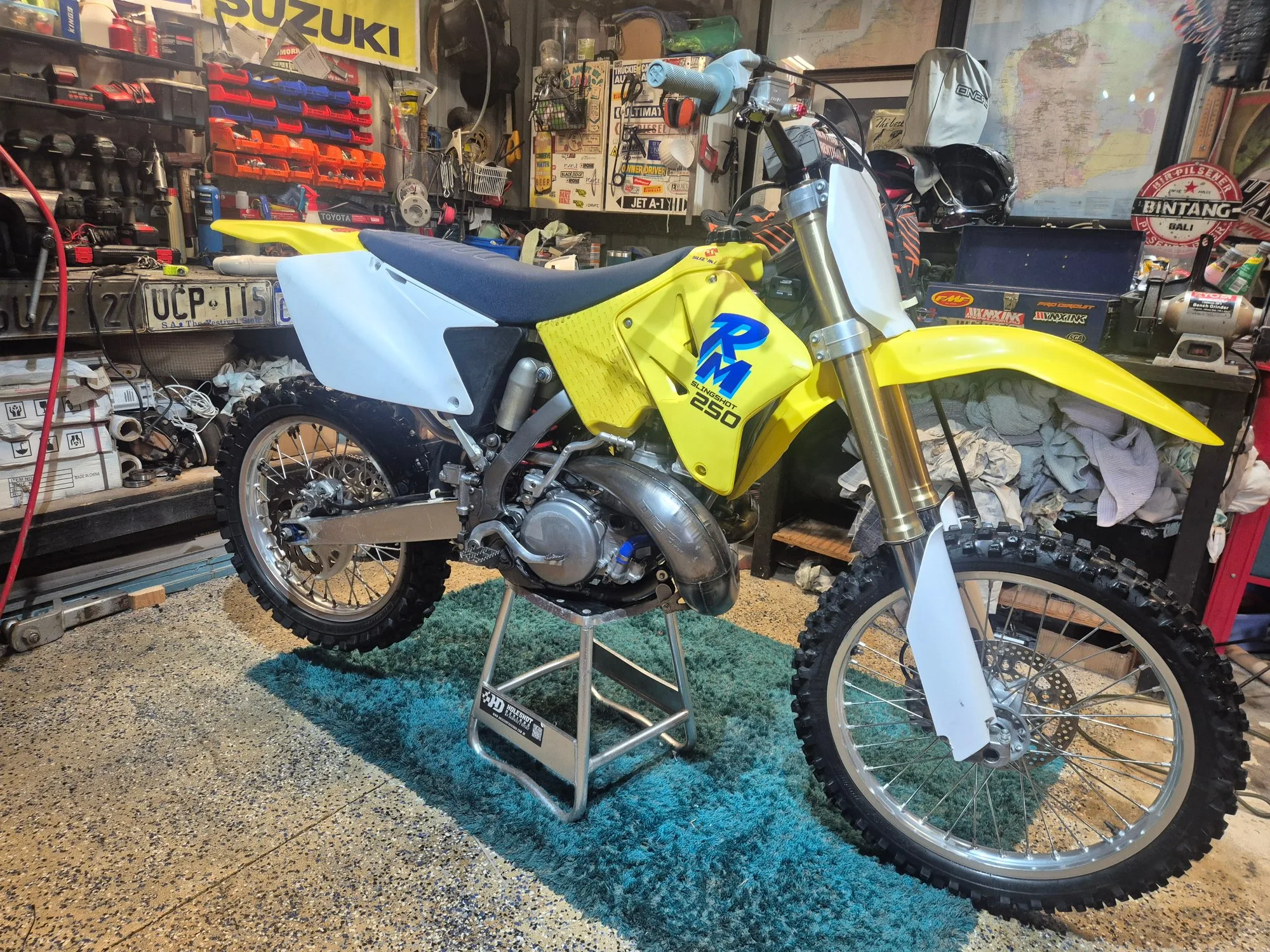 2007 Suzuki RM250 — photo 1 of 4
