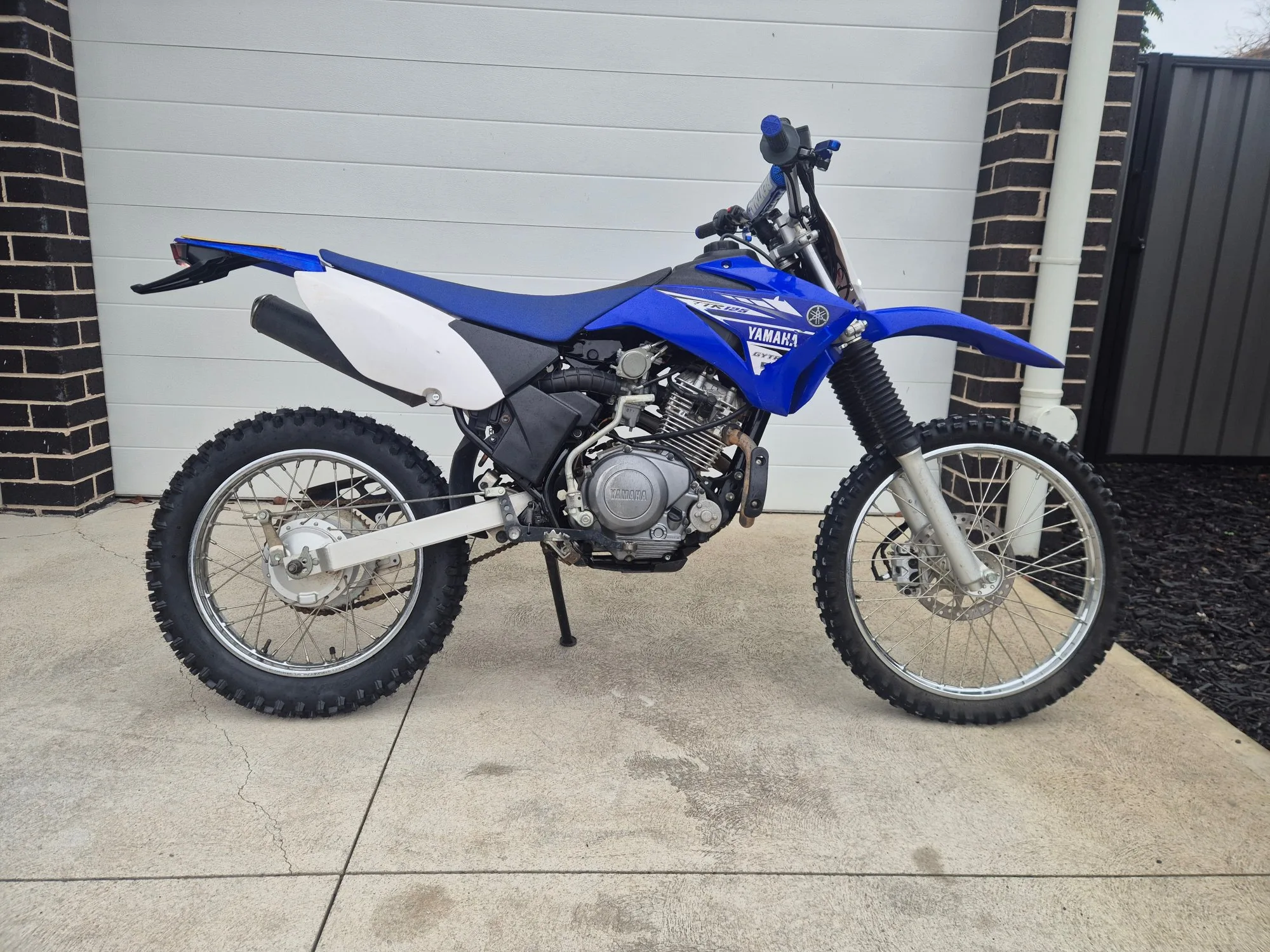 2017 Yamaha TT-R125LE — photo 1 of 5