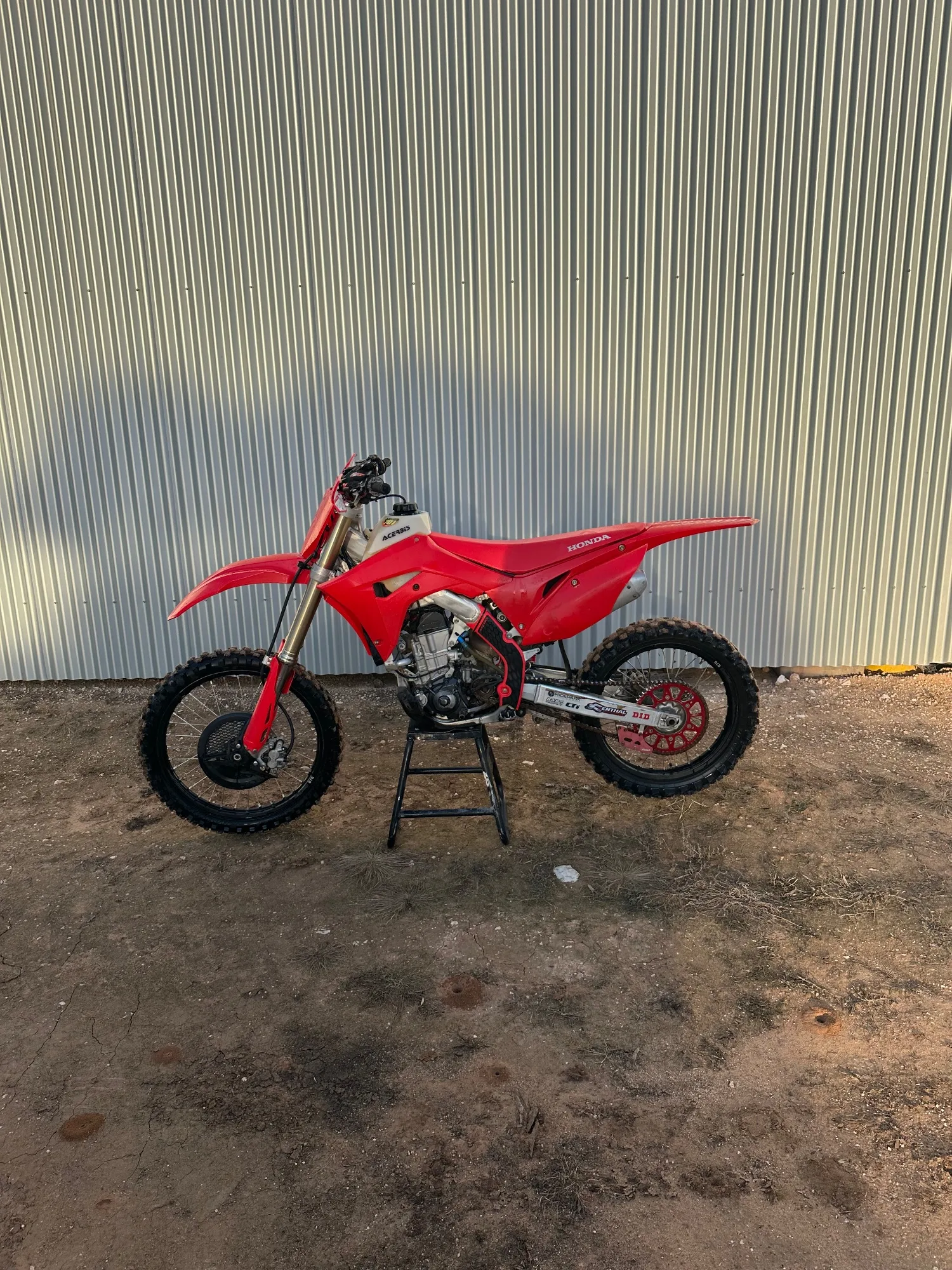 2019 Honda CRF450R — photo 1 of 8