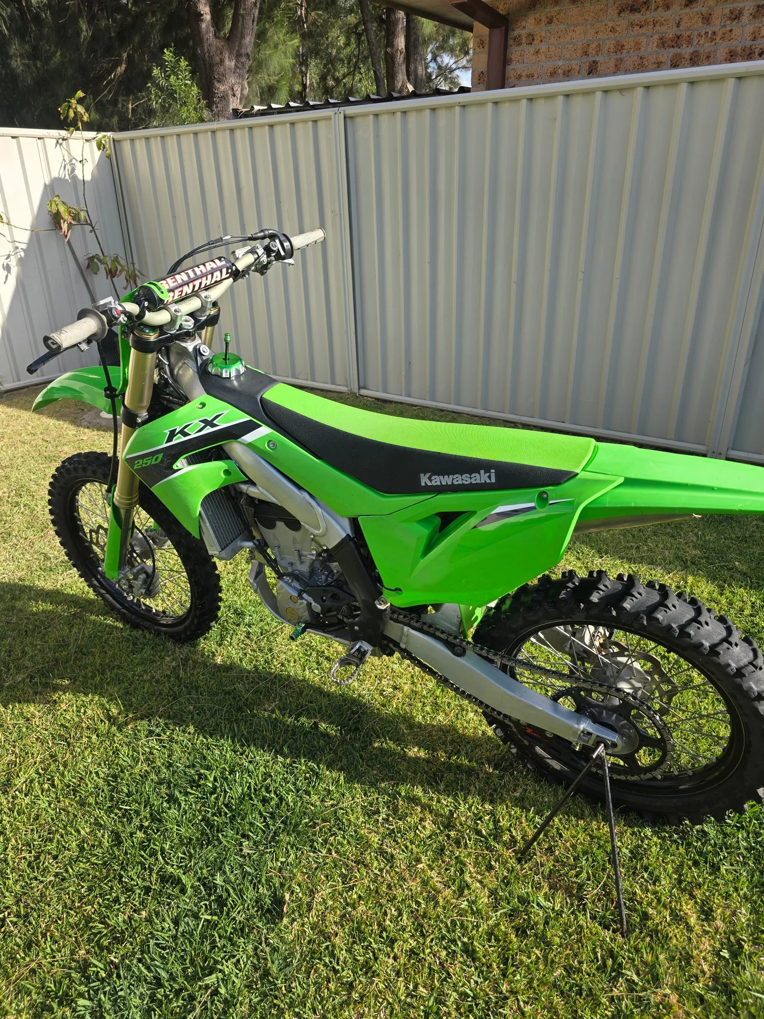 2023 Kawasaki KX250 (4T) — photo 1 of 9