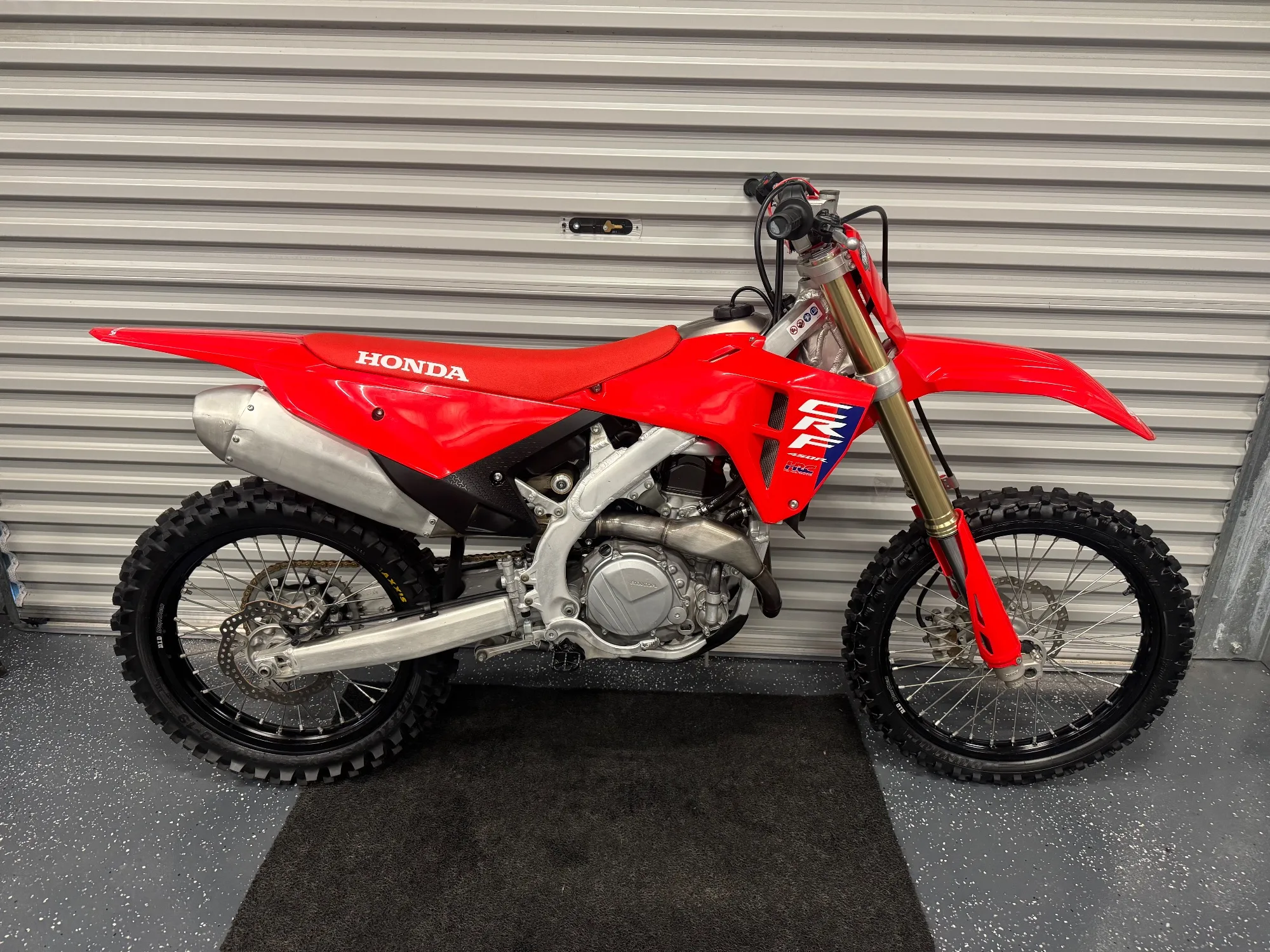 2026 Honda CRF450R — photo 1 of 6
