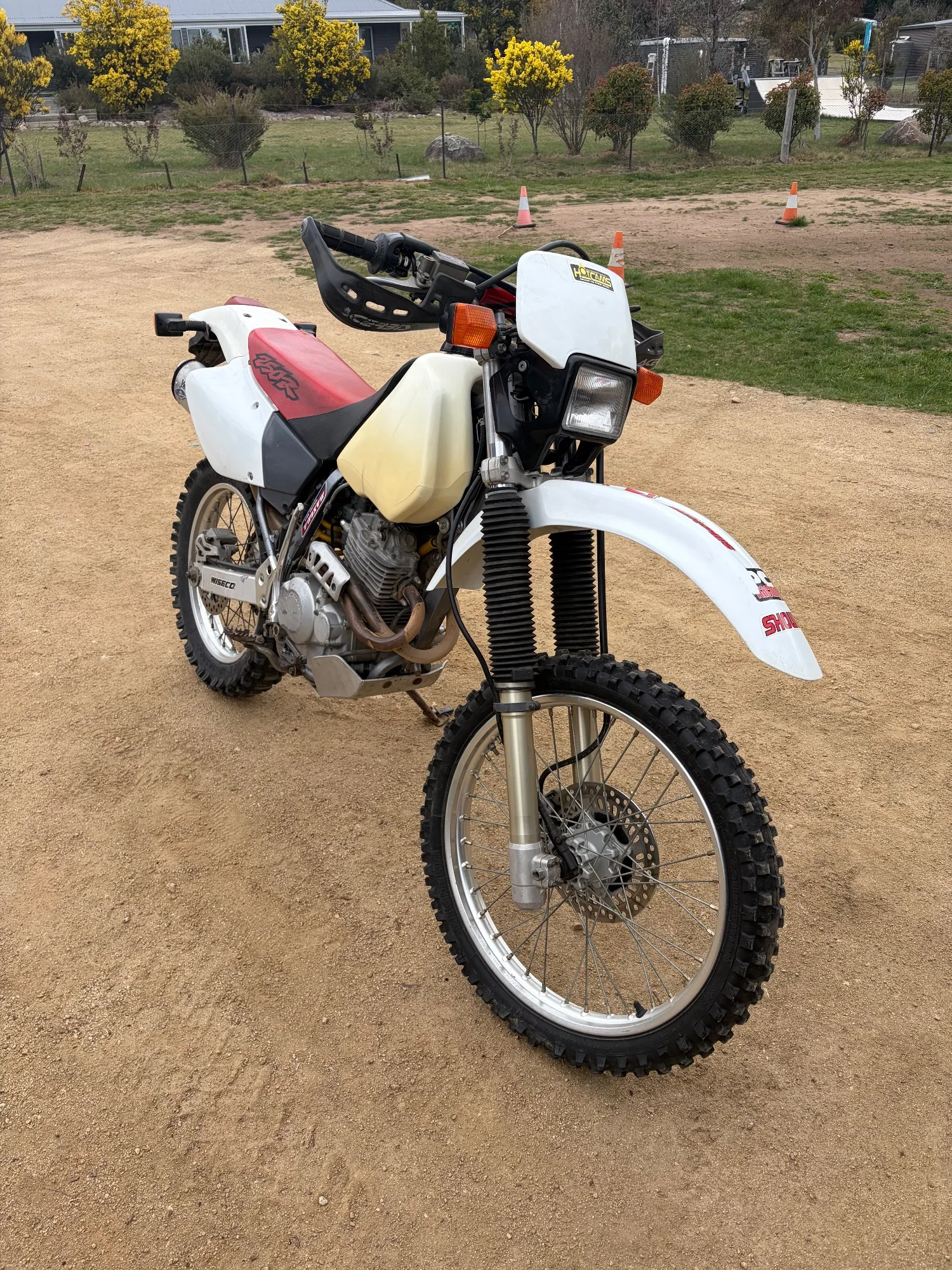 1998 Honda XR250R — photo 1 of 7