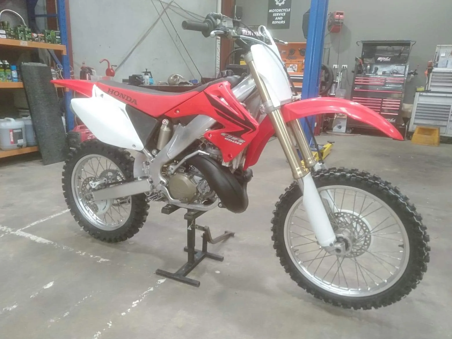 2007 Honda CR250R — photo 1 of 4