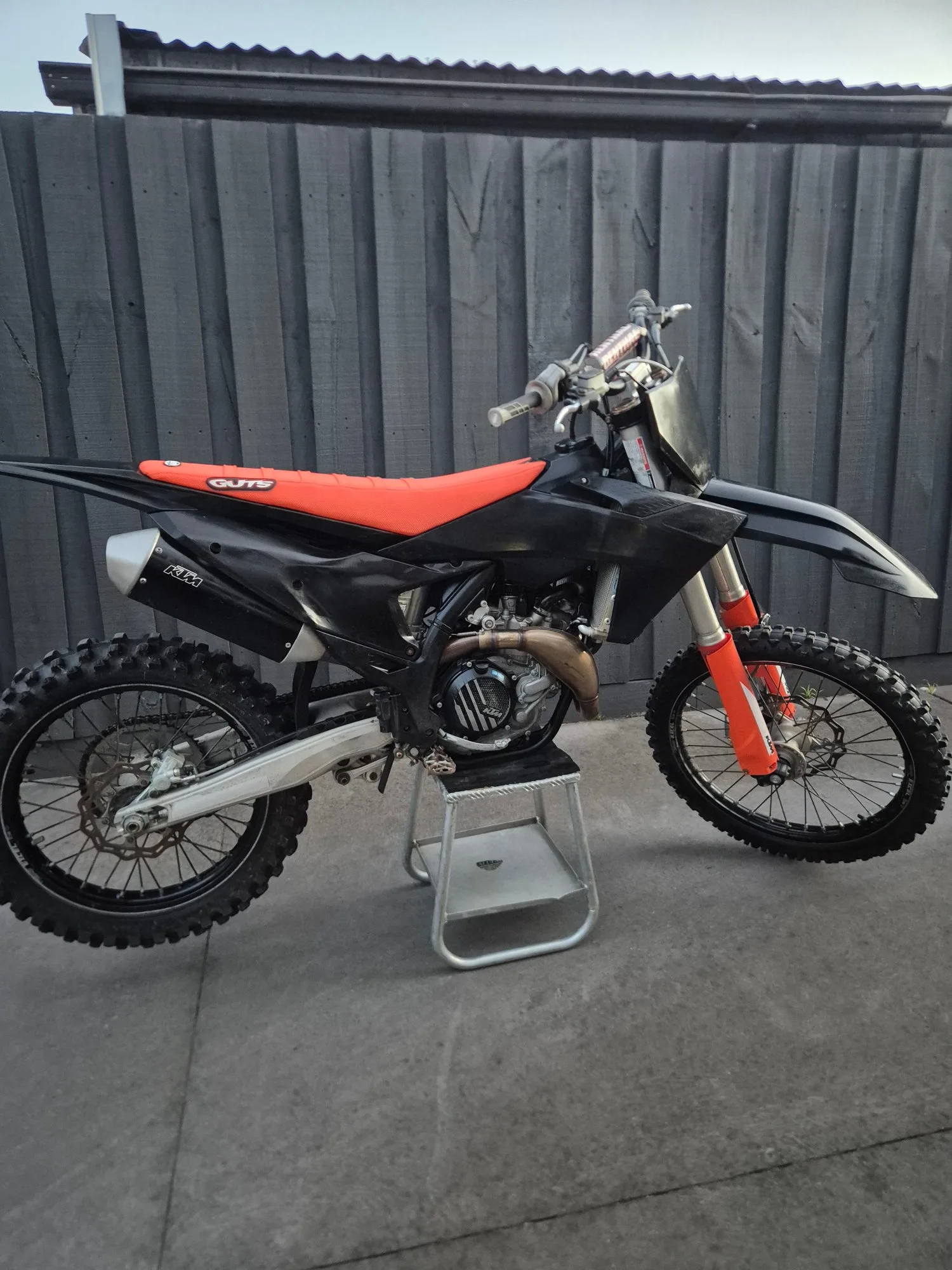 2024 KTM 450 SX-F — photo 1 of 9